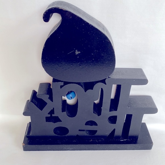 Gently Used Wooden Cracker Barrel Table Accent/Book End Halloween Decor - Picture 3 of 7